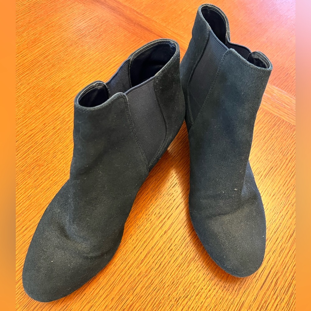 Nine West Lillian Blue Suede Leather Wedge Slip On Ankle Boots Women’s Size 8M